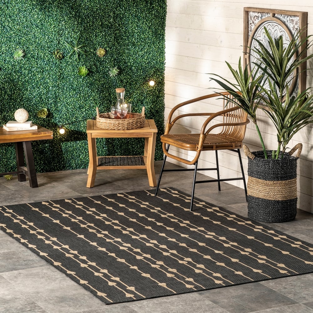 Nuloom Kiernan Vertical Teardrop Stripe Indoor/Outdoor Area Rug