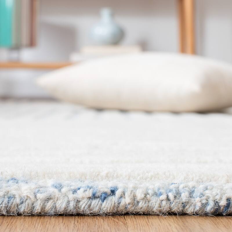 SAFAVIEH Handmade Metro Mavluda Stripe Wool Rug