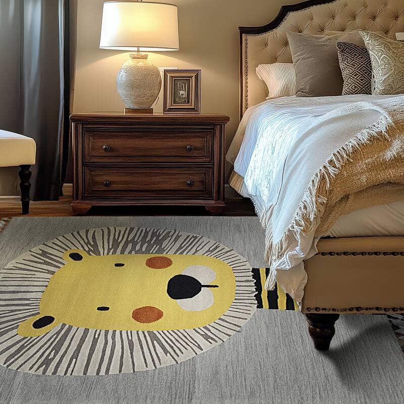 Gray Transitional Animal Children Tufted Area Rug - Elegant and Timeless Design