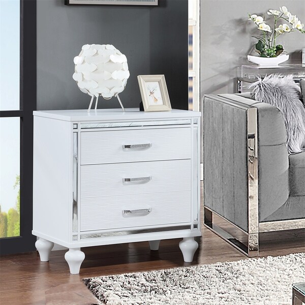 Contemporary Nightstands Bedside Table with 3 Drawers White