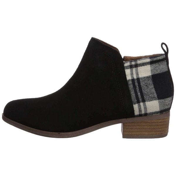 toms deia black
