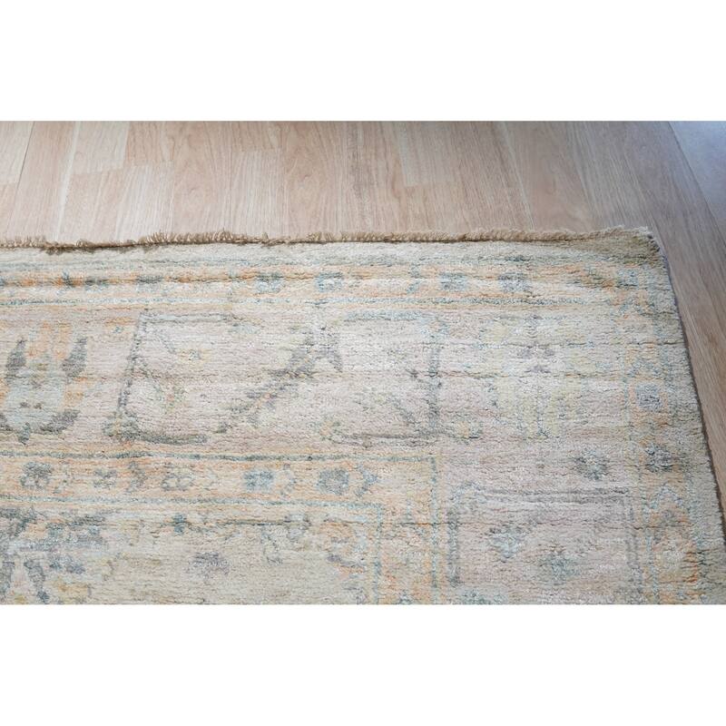 Hand-Knotted Natural Silk Ivory/Vintage Pink Classic Floral Oushak Rug - Timeless Elegance and Luxurious Craftsmanship