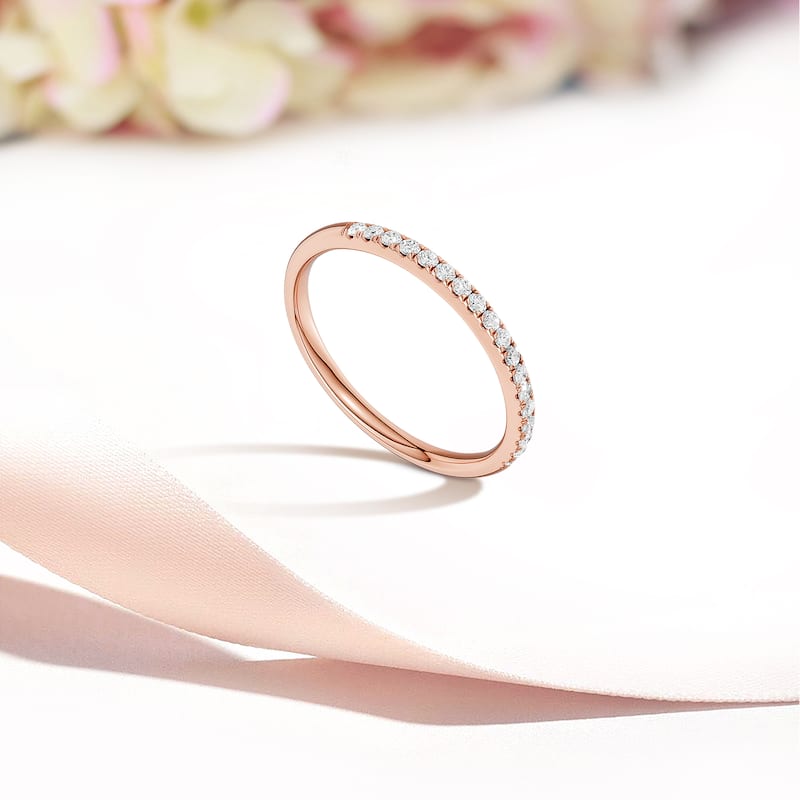 1/5ct TDW Diamond Wedding Band in 14K Gold for Women