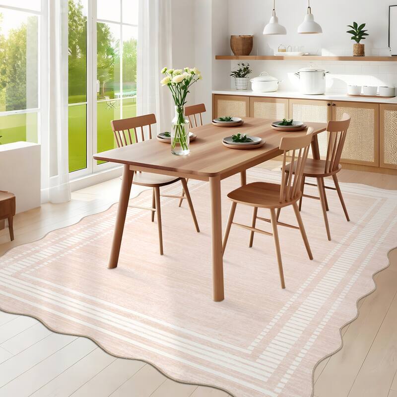 Garvee Scalloped Modern Bordered Area Rug