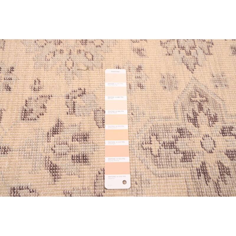 ECARPETGALLERY Hand-knotted Jules Serapi Light Khaki Wool Rug - 5'6 x 7'9