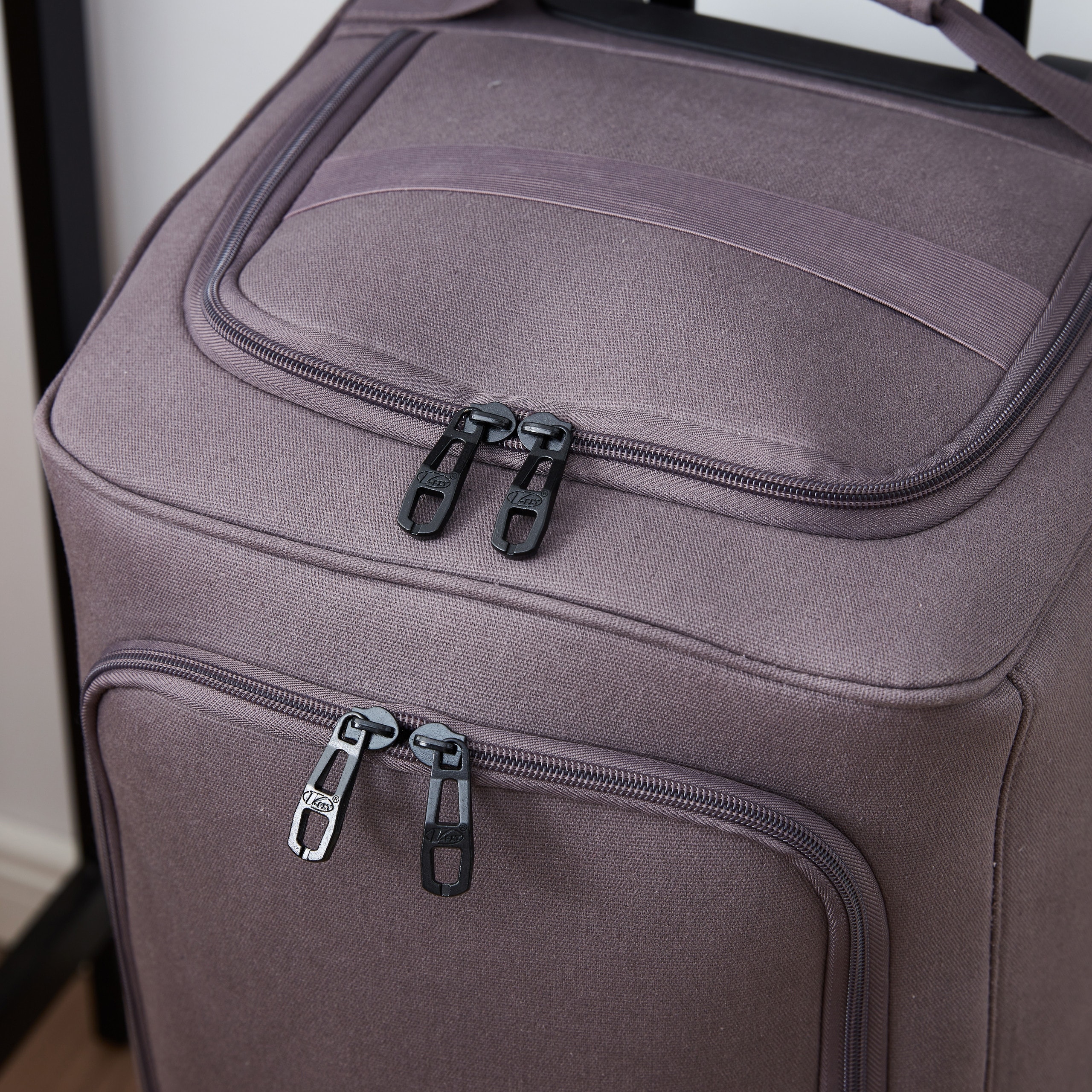 Bed bath beyond rolling duffle 2025
