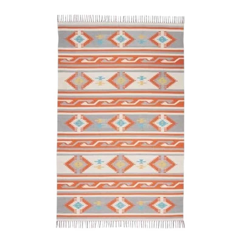 Comiw Southwestern Woven Low Pile with Fringe Area Rug By HomeRoots - 66' X '42' X '0.25