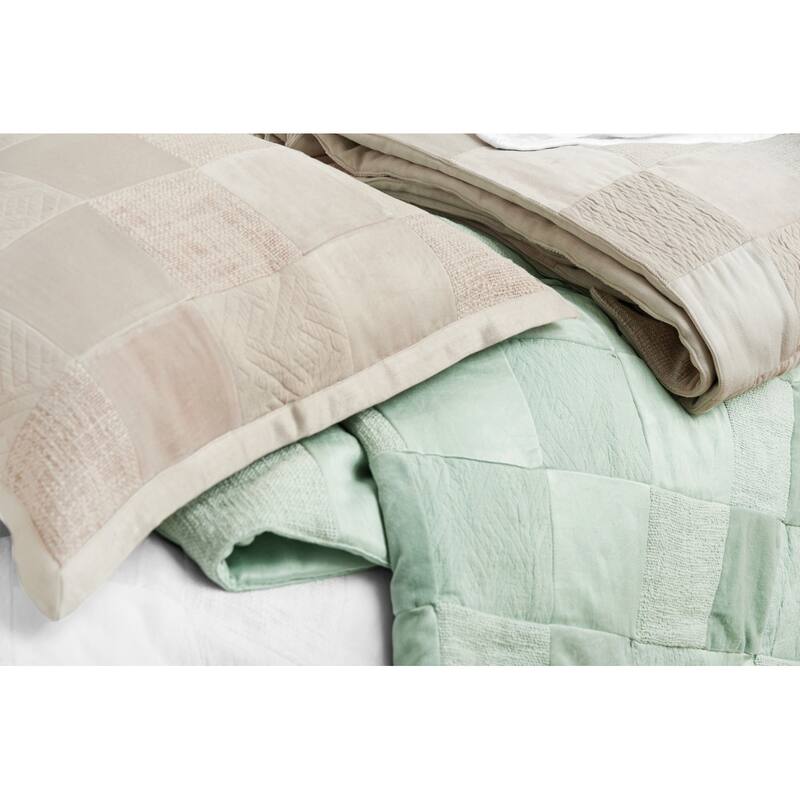 Pia Decorative Throw Pillow