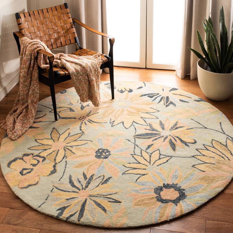SAFAVIEH Handmade Blossom Friedolina Modern Floral Wool Rug - 6' Round - Light Blue/Multi