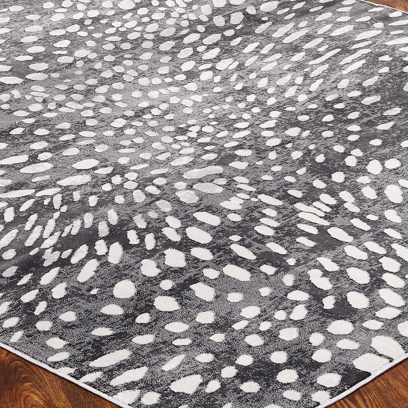N Natori Serengeti Charcoal Spotted Area Rug