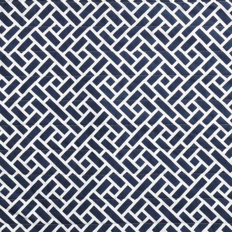 Nautica Lockridge Printed Motifs With Solid Reverse Cotton Quilt (Navy, 3 Piece Set)