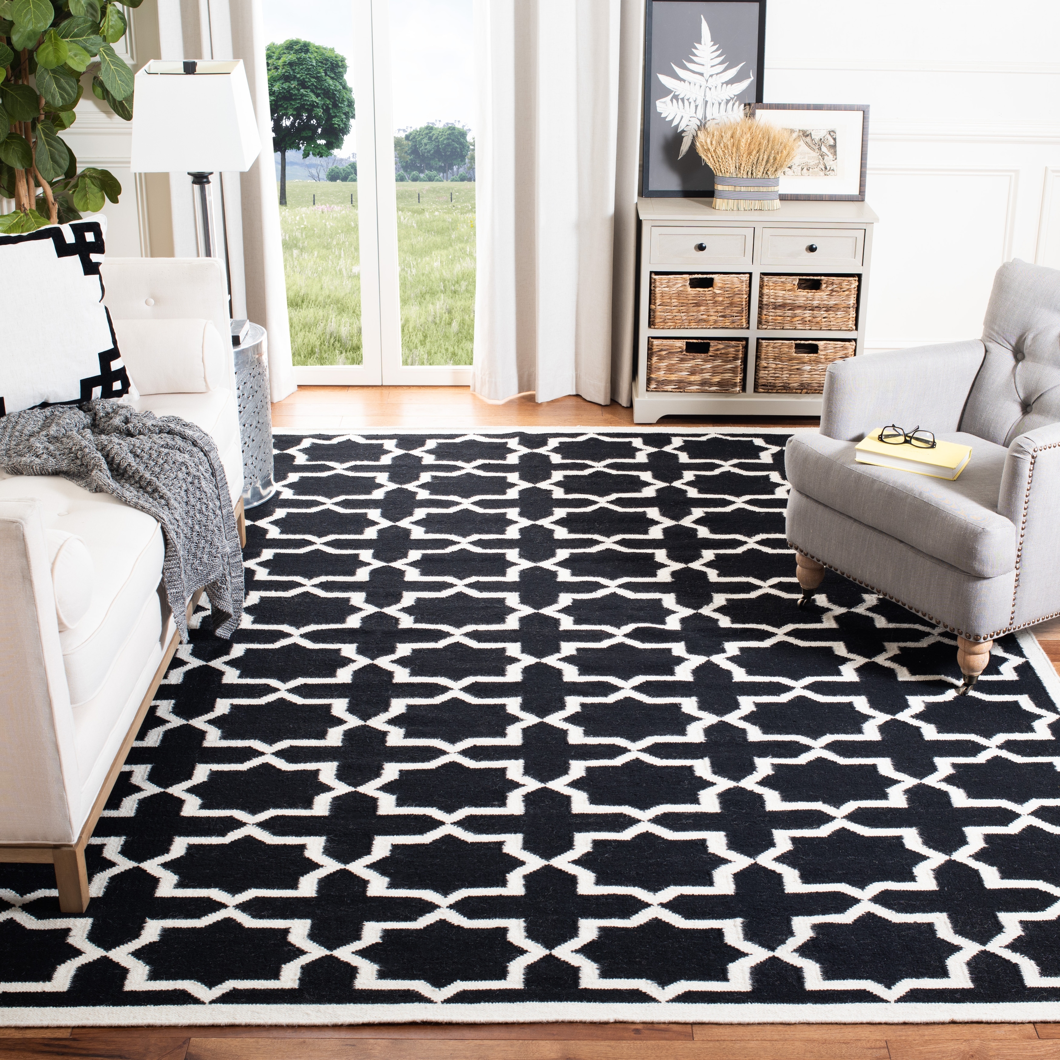 SAFAVIEH Handmade Flatweave Dhurries Cecchina Modern Moroccan Wool Rug