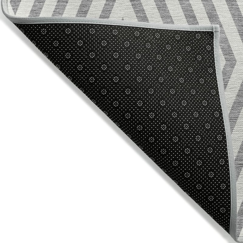 Machine Washable Indoor/ Outdoor Modern Diamonds Chantille Rug