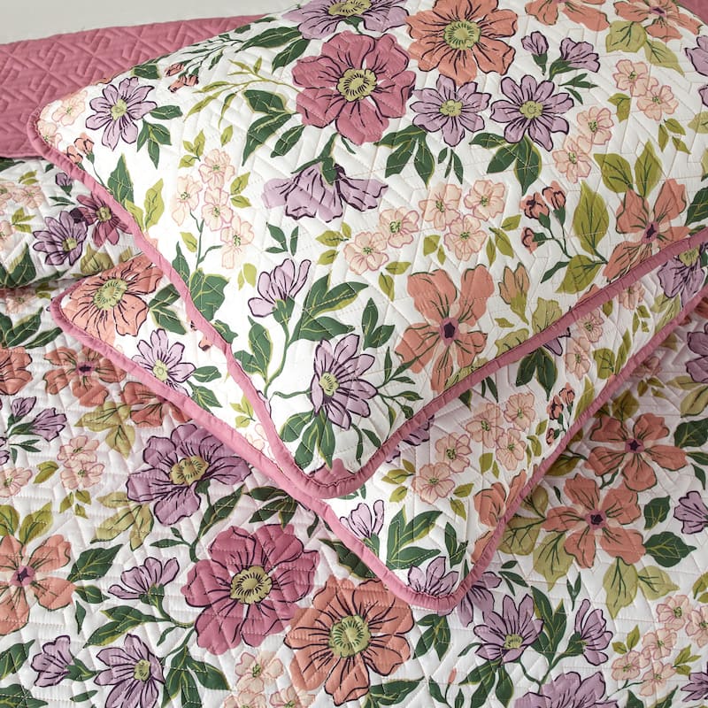 Nanshing Alayna 3 Piece Floral Quilt Set