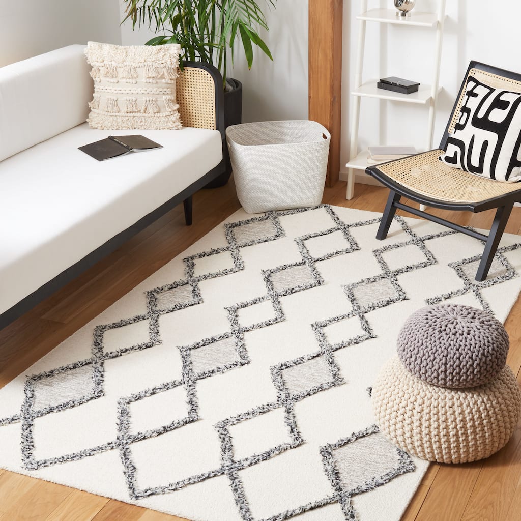 SAFAVIEH Handmade Casablanca Shag Xavi Moroccan Wool Rug