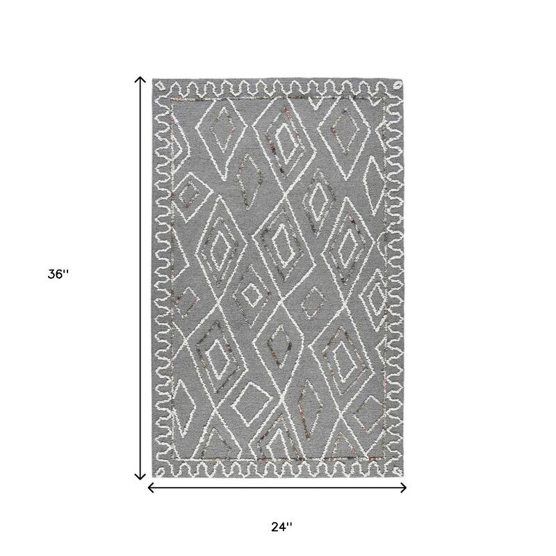 HomeRoots Geometric Lodge Rectangle Area Rug - 36.00 in. x 24.00 in. x 0.40 in.