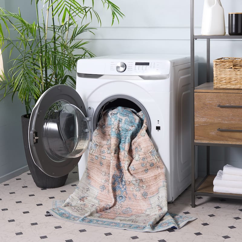 SAFAVIEH Arizona Aureliana Machine Washable & Slip Resistant Rug