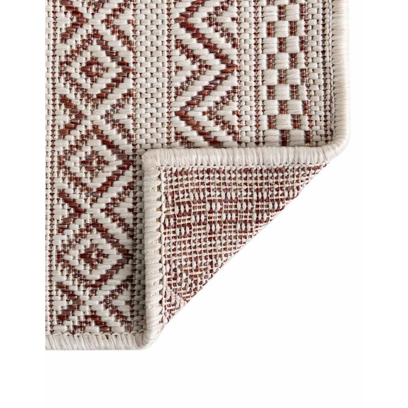 Outdoor Laaset Collection Area Rug