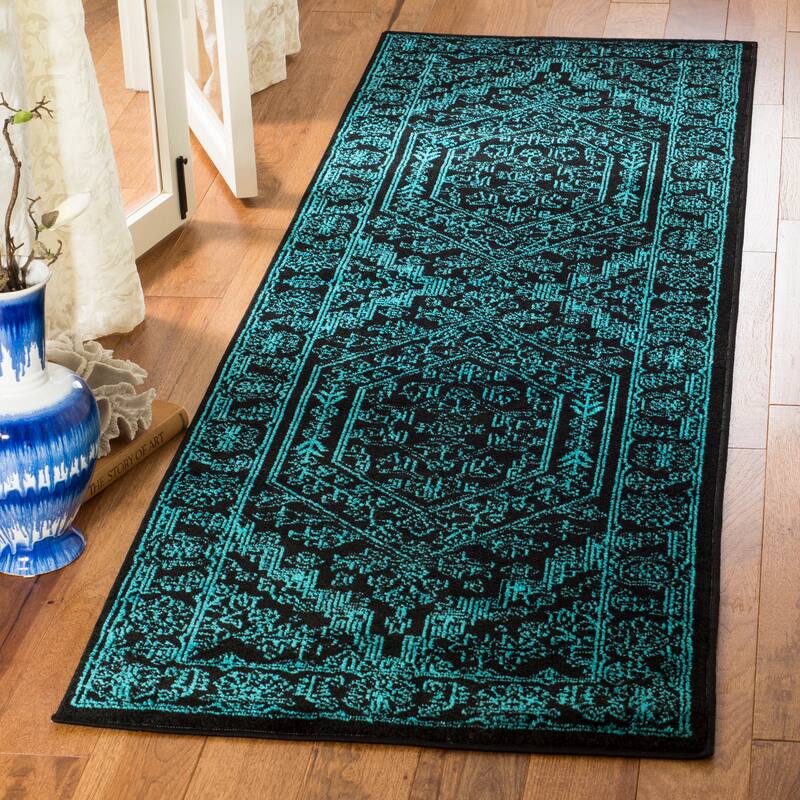 SAFAVIEH Adirondack Cheyenne Rustic Oriental Medallion Rug - 2'6" x 8' Runner - Black/Teal