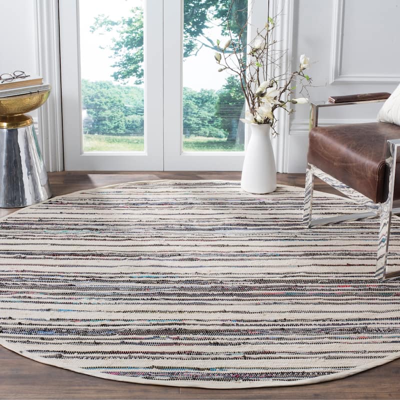 SAFAVIEH Handmade Rag Rug Jakayla with Fringe Casual Stripe - 4' Round - Ivory/Charcoal