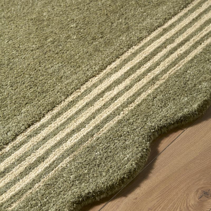 Livabliss Scalloped Modern & Contemporary Area Rug