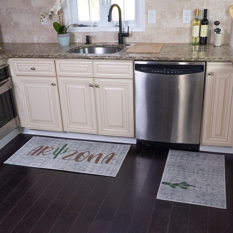 US States Design Non Skid Washable Kitchen Runner Rugs Set of 2 - Set of 44 x 24 and 31.5 x 20 Inches Low Pile Floor Mats