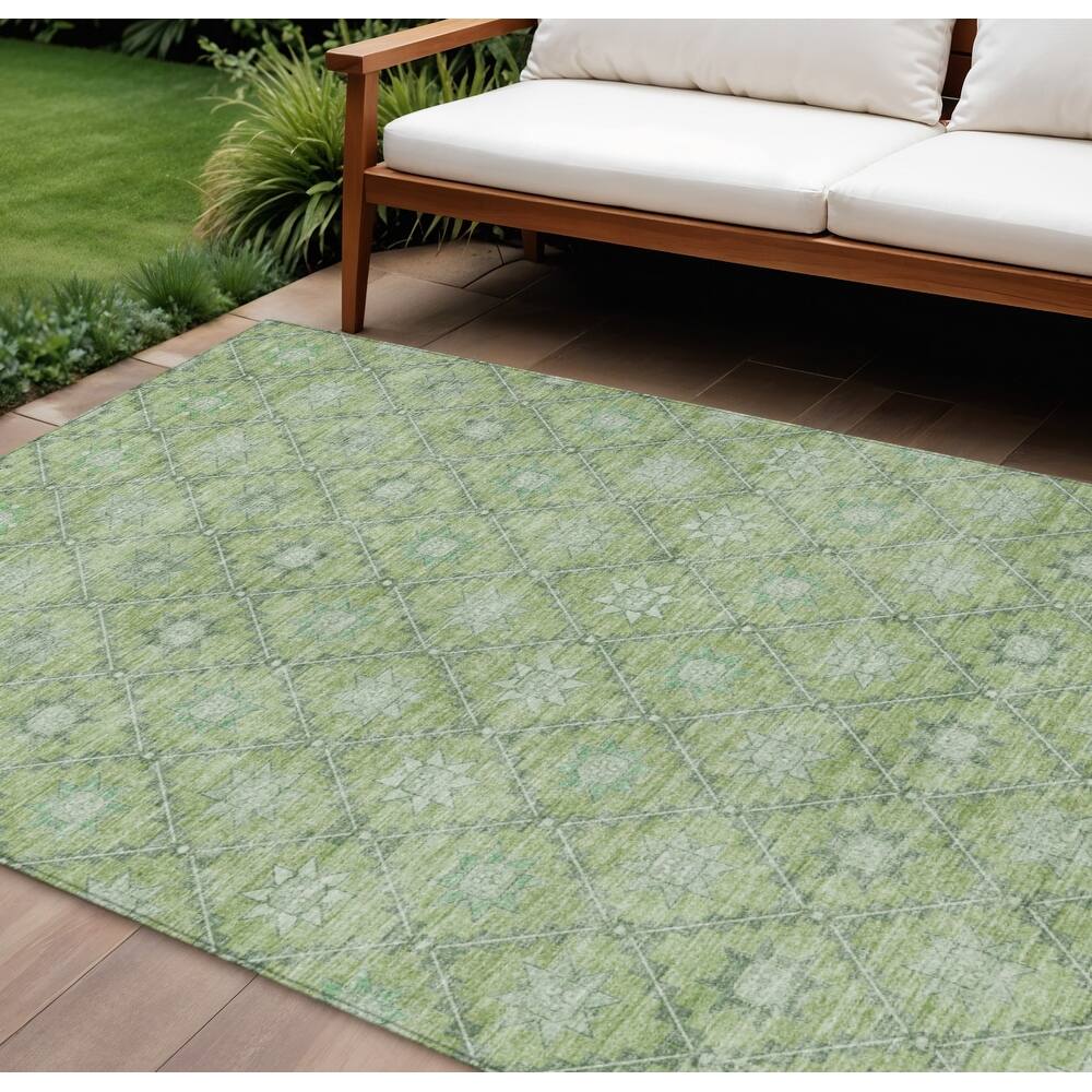 HomeRoots Floral Transitional Rectangle Outdoor Rug