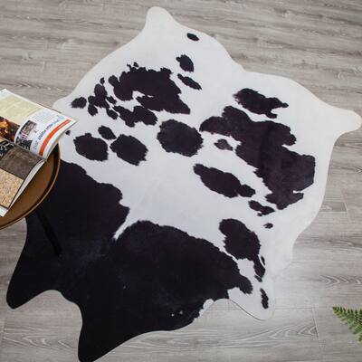 Rio Collection Black/White Faux Cowhide Printed Rug