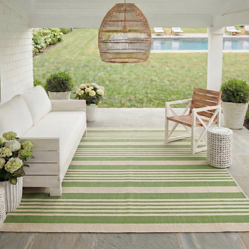 SAFAVIEH Courtyard Orsi Indoor/ Outdoor Waterproof Area Rug