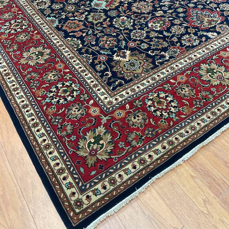 HERAT ORIENTAL Hand-knotted Indo 8' x 10' Isfahan Wool Rug - 8' x 10'