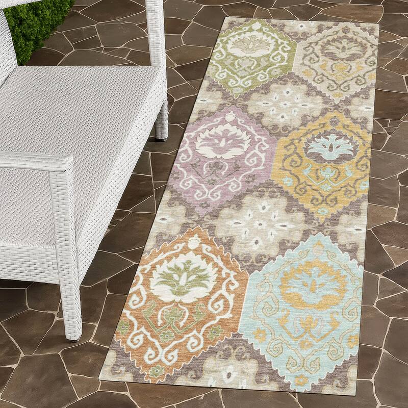 Machine Washable Indoor/ Outdoor Global Bayfield Chantille Rug - Taupe - 2'3" x 7'6"