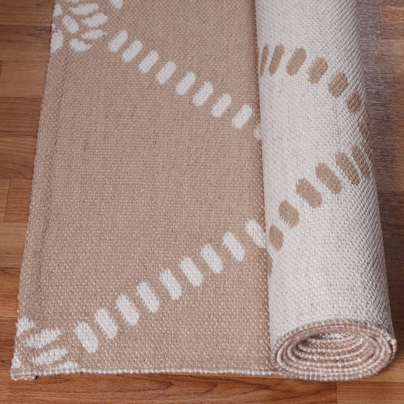 Superior Coastal Geometric Lattice Indoor Outdoor Area Rug