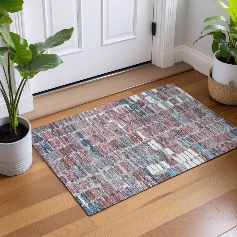 Machine Washable Indoor/ Outdoor Modern Caps Chantille Rug