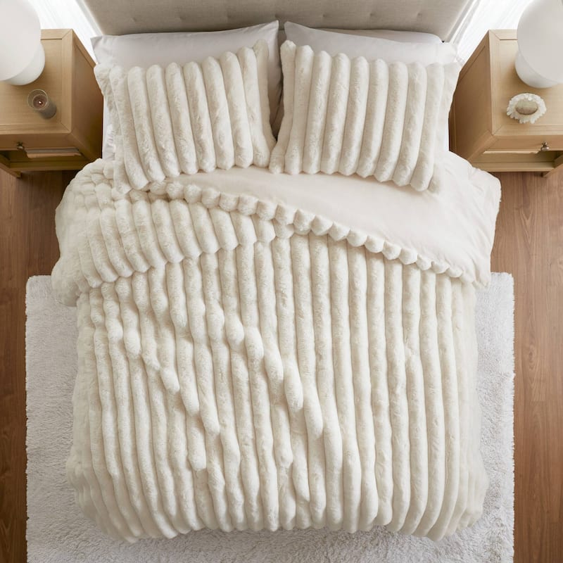 Madison Park Jasmine Ultrasoft Faux Fur Ribbed Comforter Set