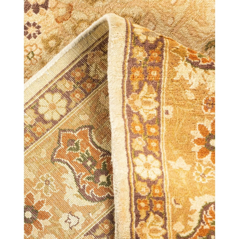 Overton Handknotted Wool Traditional Oriental Ivory Area Rug - 5' x 8'