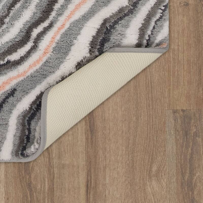 Mohawk Home Serpentine Bath Rug