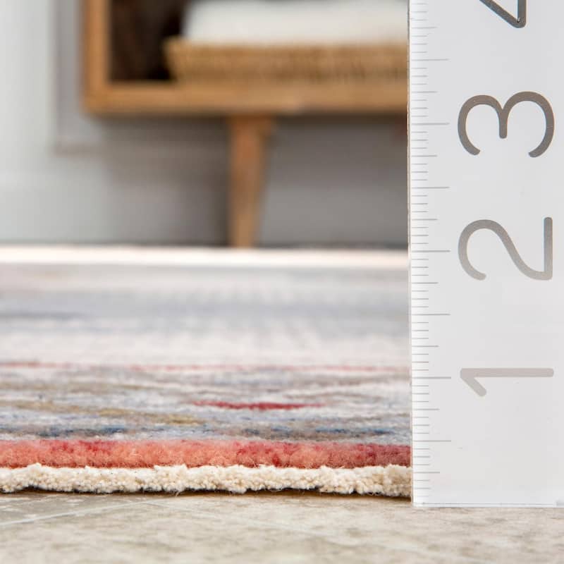 Nuloom Geometric Alondra Tribal Diamonds Faded Area Rug