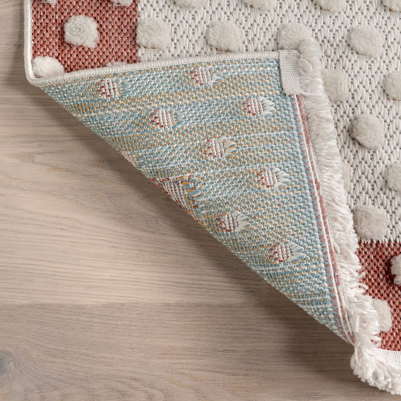 Nuloom Cecelia Polar Bear Kids Fringe Area Rug