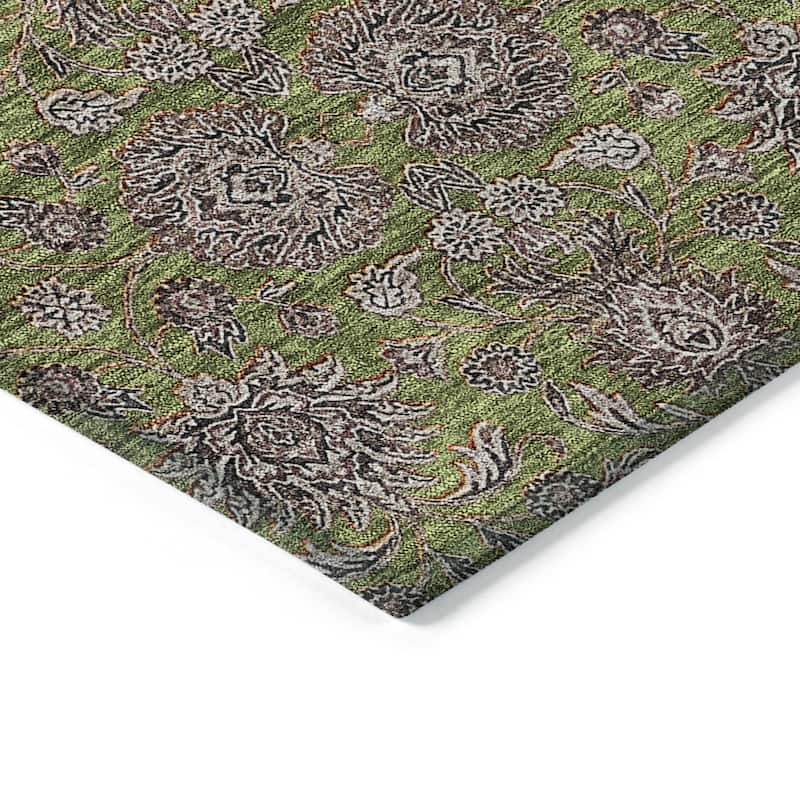 Machine Washable Indoor/ Outdoor Chantille Traditional Floral Rug