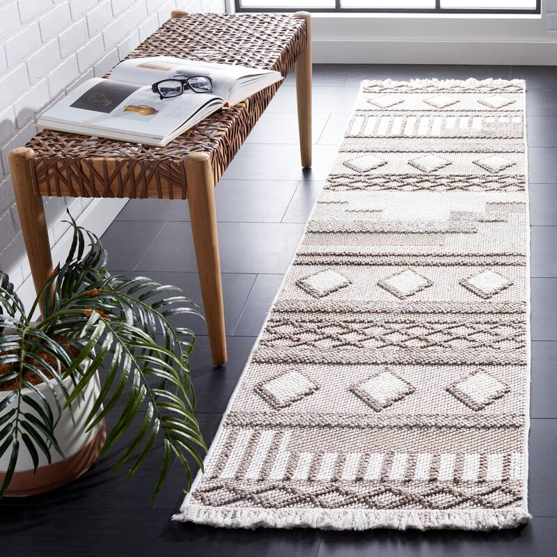 SAFAVIEH Lotus Joellen Rustic Rug