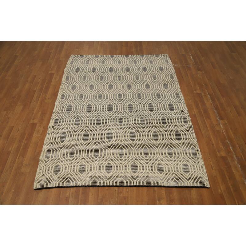 Hand Knotted Oriental 100% Wool Carpet Modern Geometric Beige & Ivories Modern Gotti Design Area Rug - 7' 5'' X 5' 3''