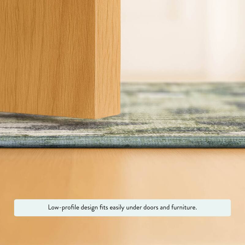 Machine Washable Indoor/ Outdoor Casual Fowler Chantille Rug