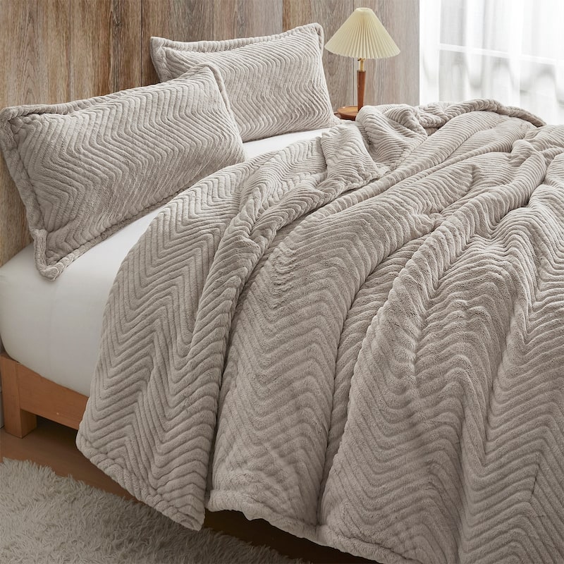 Alpine Skiing - Coma Inducer® Oversized Comforter Set - Natural Beige