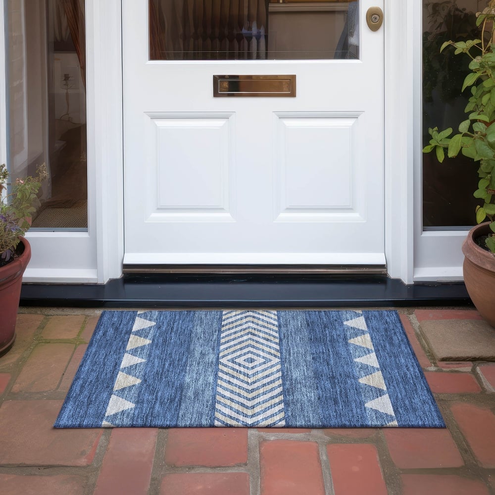 Machine Washable Indoor/ Outdoor Global Boho Chantille Rug