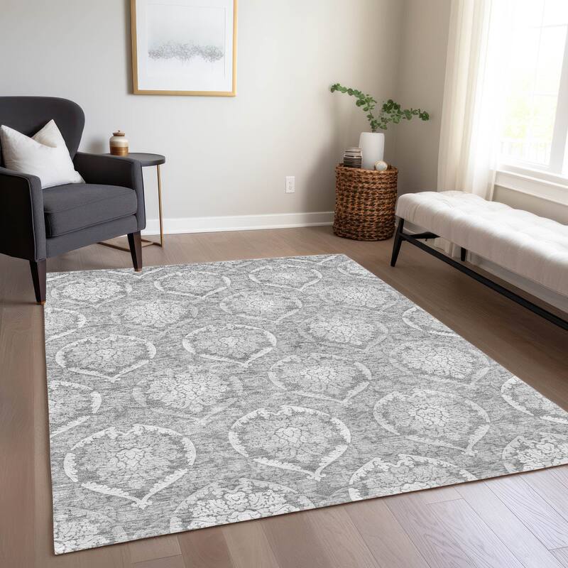 Machine Washable Indoor/ Outdoor Chantille Traditional Damask Rug