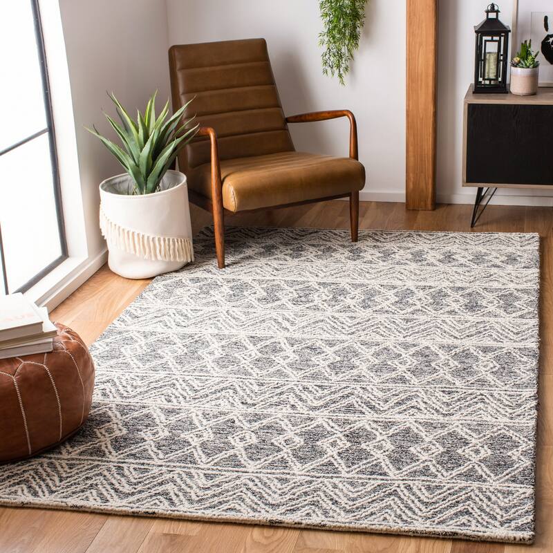 SAFAVIEH Handmade Micro-Loop Najada Transitional Wool Rug - 2'6" x 4' - Ivory/Black