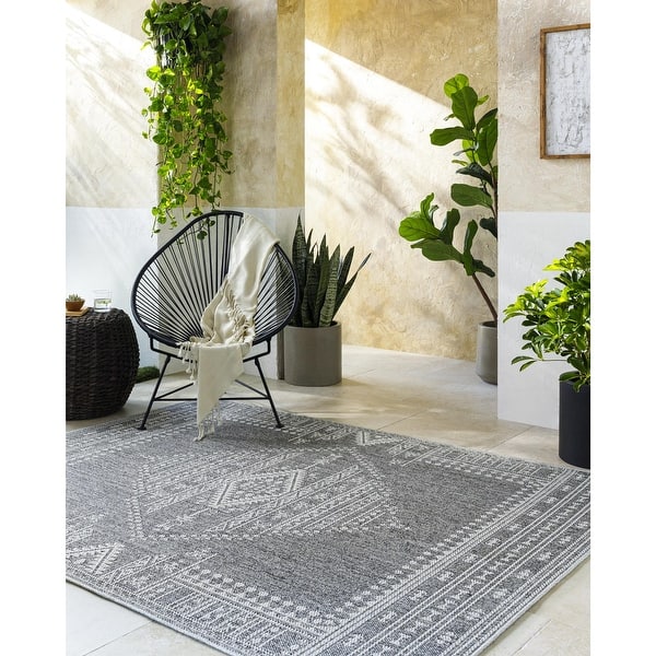 slide 2 of 7, Livabliss Pismo Beach Cottage Medallion Outdoor Area Rug Grey/White - 5' 2" x 7'