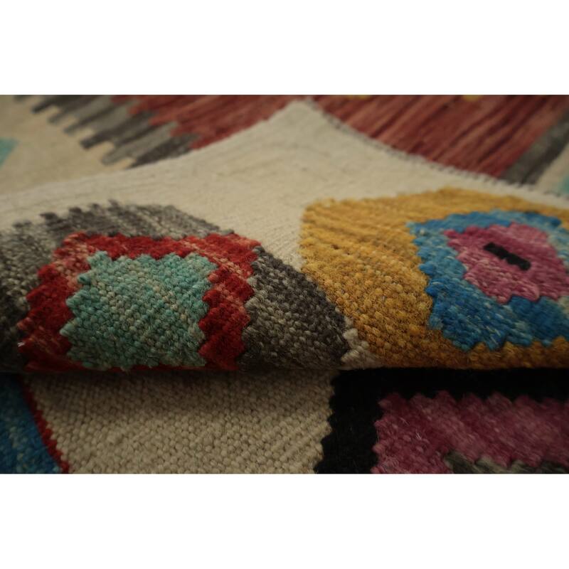 Hand Woven Oriental 100% Wool Carpet Southwestern Tribal Beige & Ivories Kilim Area Rug - 8' 0'' X 5' 0''