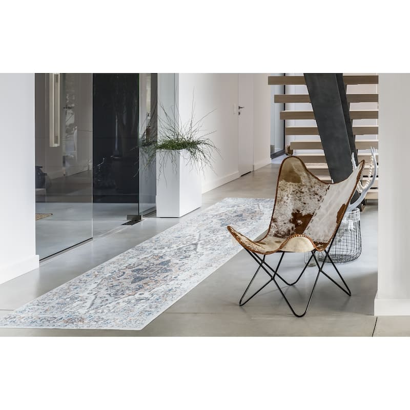 Alora Decor Lavish Rustic Blue Polypropylene/Polyester Area Rug