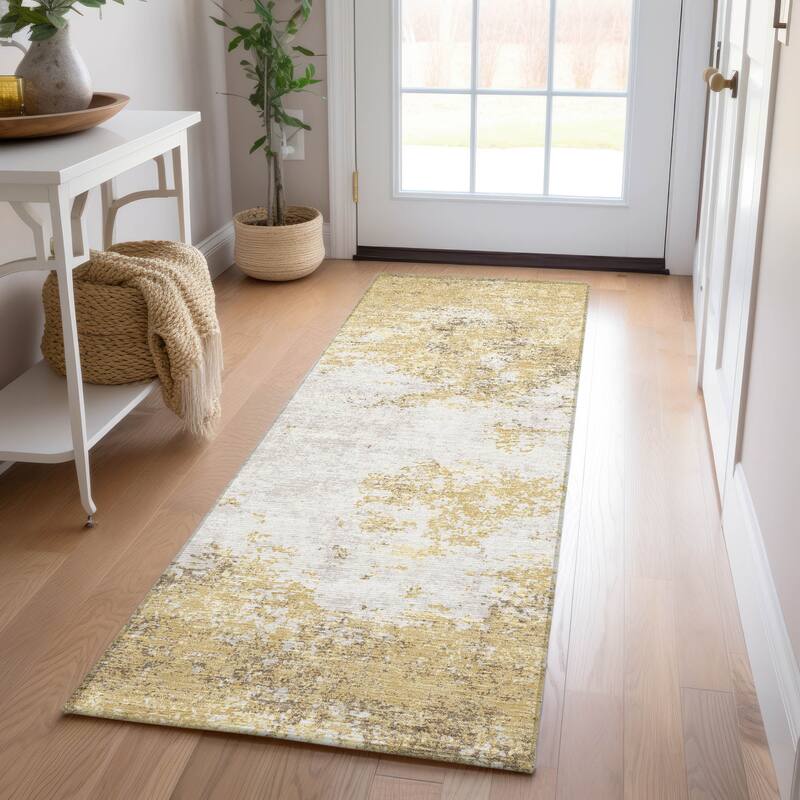 Machine Washable Indoor/ Outdoor Abstract Pixels Chantille Rug - Gold - 2'3" x 7'6"